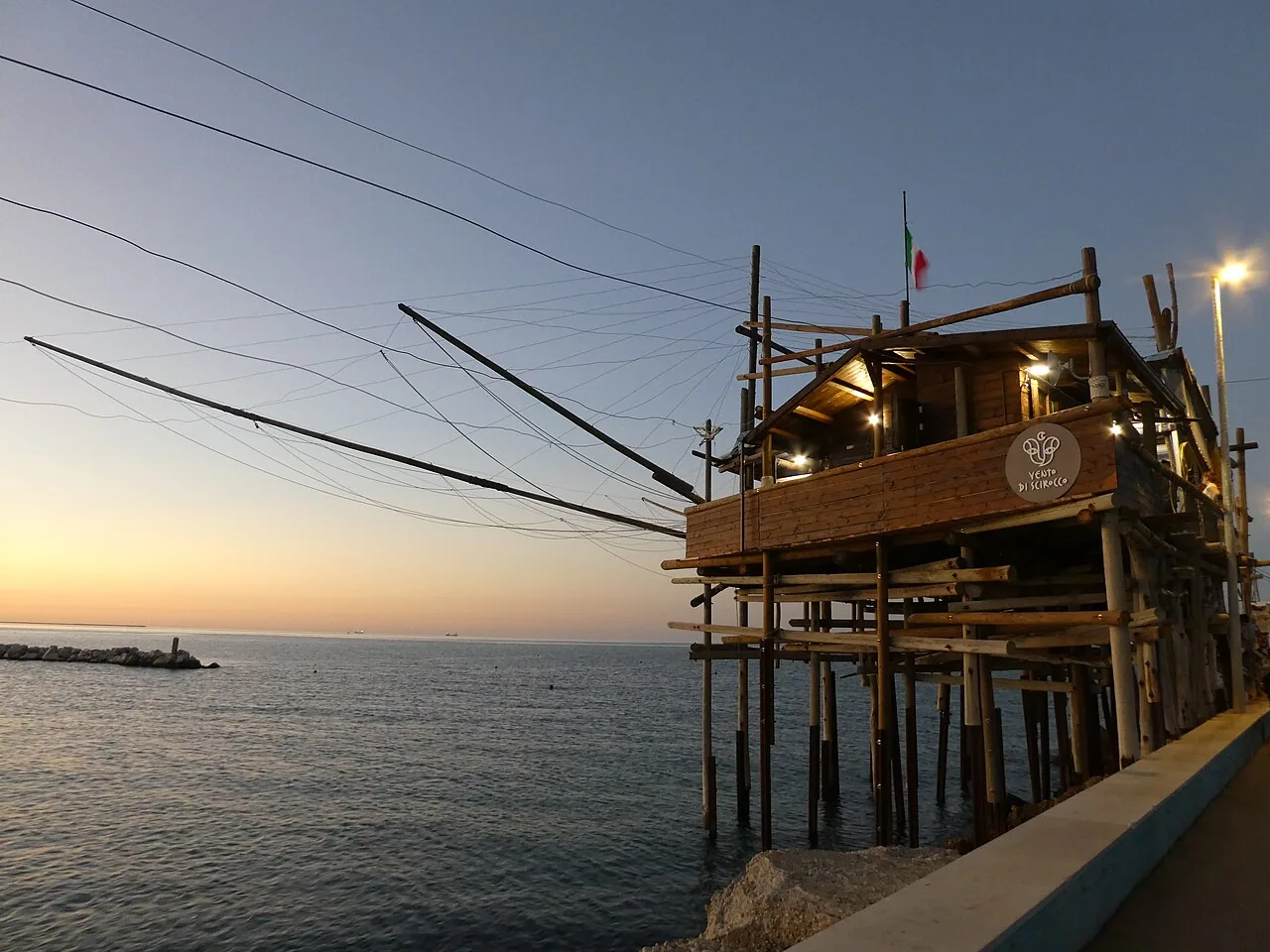 Un trabocco a San Vito Marina, sulla Costa dei Trabocchi